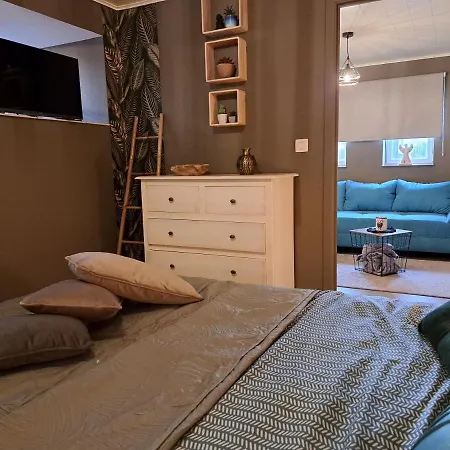 Aux Champs Des Cloches Apartment *