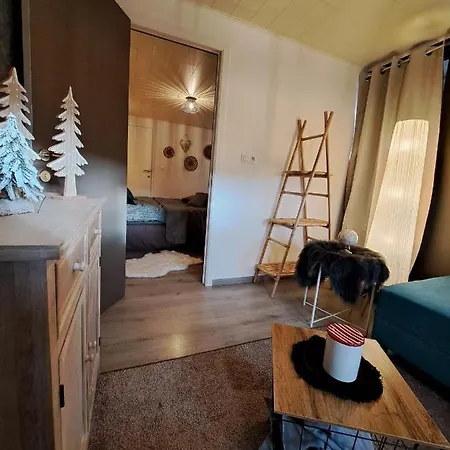 Aux Champs Des Cloches Apartment *